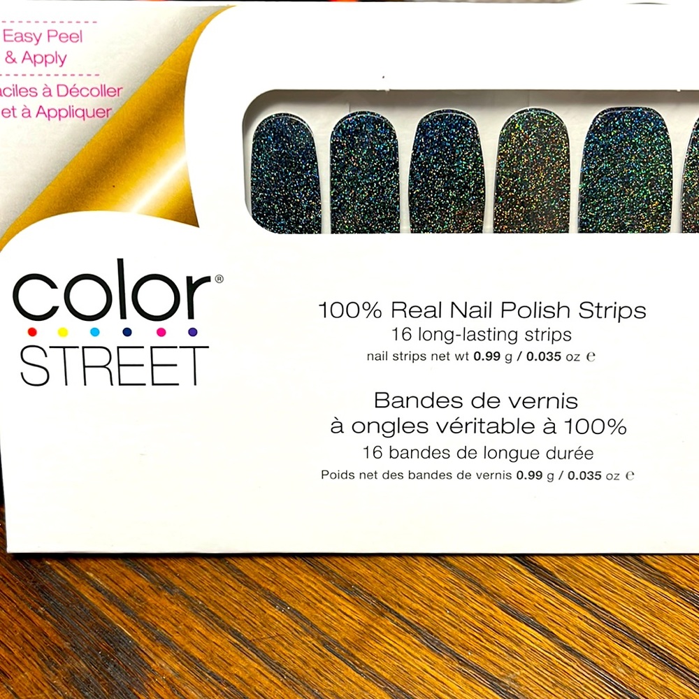 Color Street: Soho-ver It, holographic sparkles over black